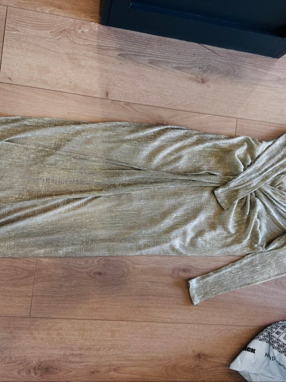 Donna Karan New York Gold Metallic Evening Gown Size 12 NWT